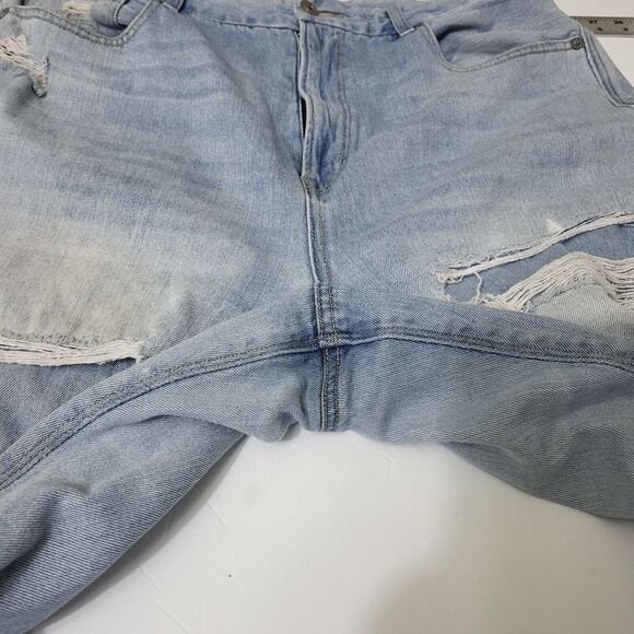 American Eagle Women's Curvy Mom Jeans Size 14 Stretch Distressed Ripped Torn - Picture 3 of 9